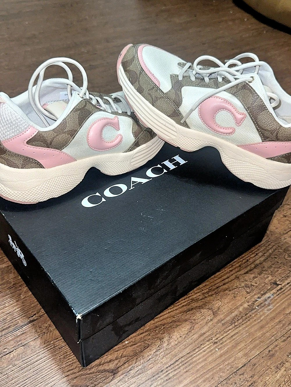 Coach C275 Tech Runner Sneakers Pink & White
